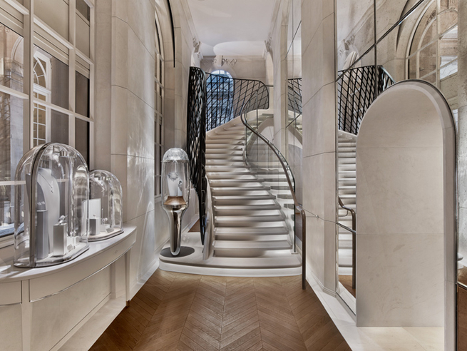 2van_cleef___arpels_paris_2016__preview__4__jpg_8553_jpeg_4646.jpeg_north_655x492_transparent